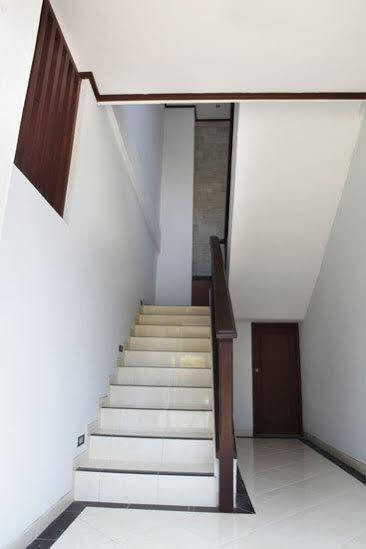Puri Jayaraja Guest House Kuta Lombok Zewnętrze zdjęcie